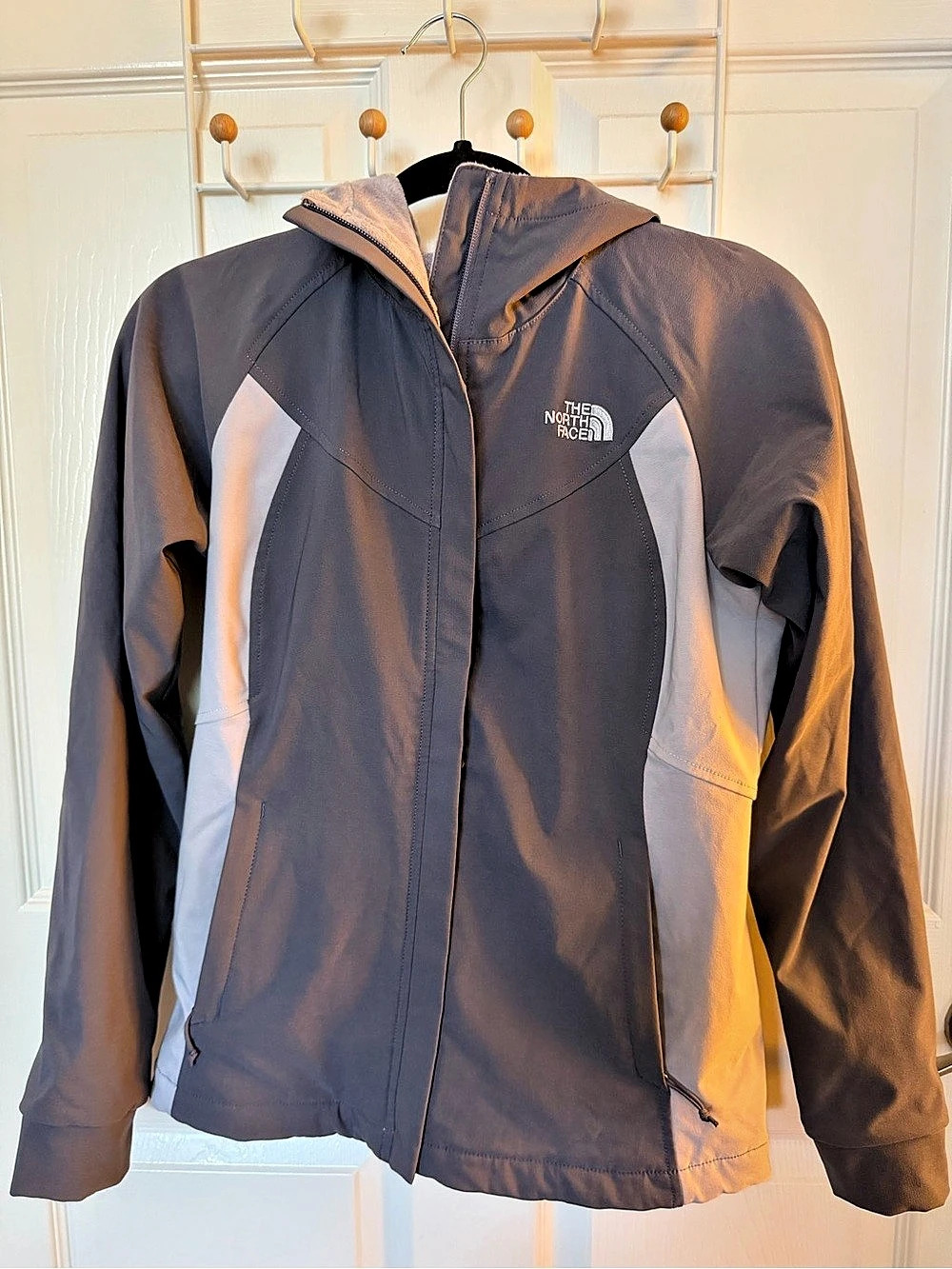 The North Face Hoodie Gray Size Small